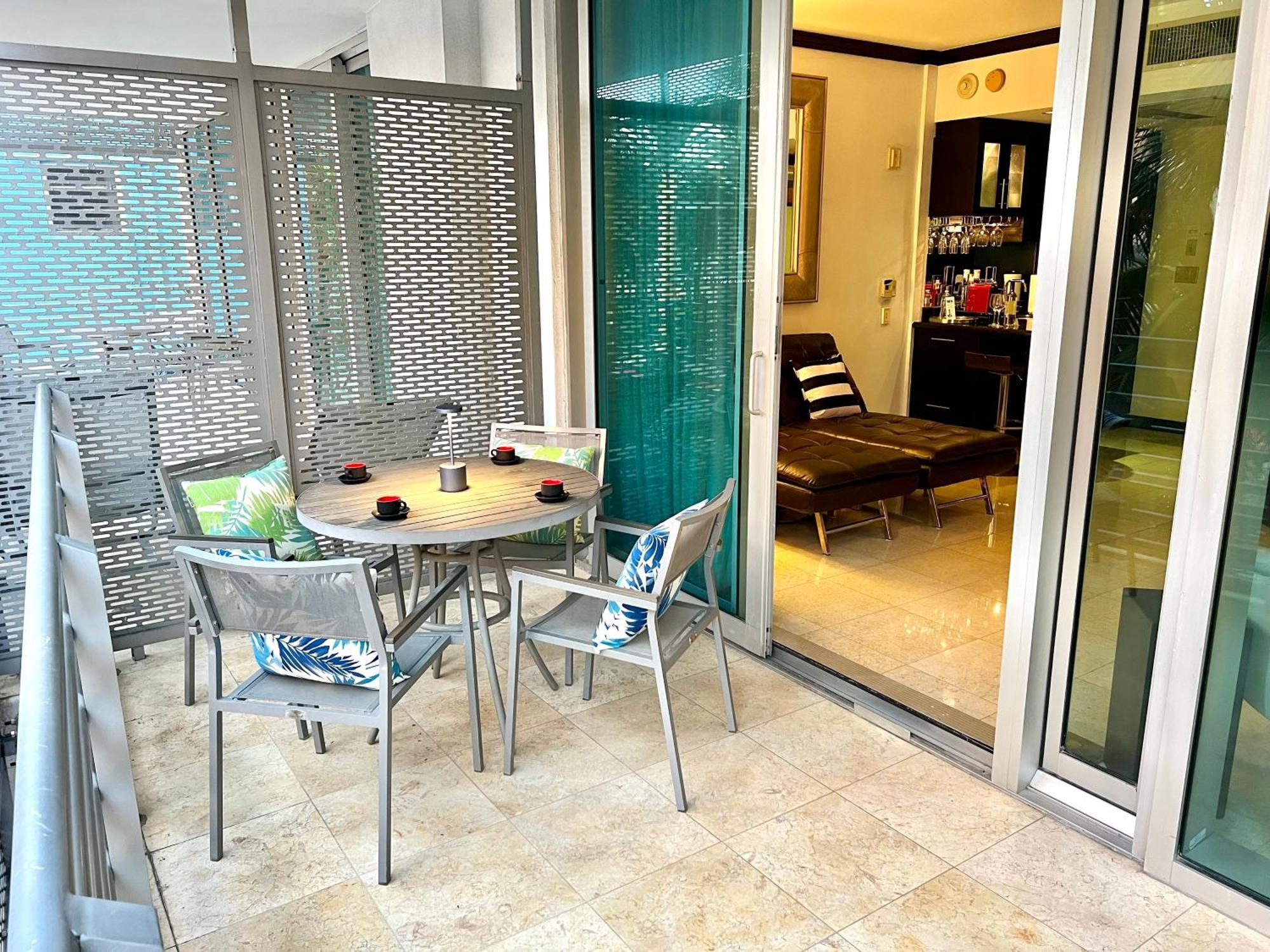 מיאמי ביץ' Boutique Suites 3 Min Walk To Beach מראה חיצוני תמונה