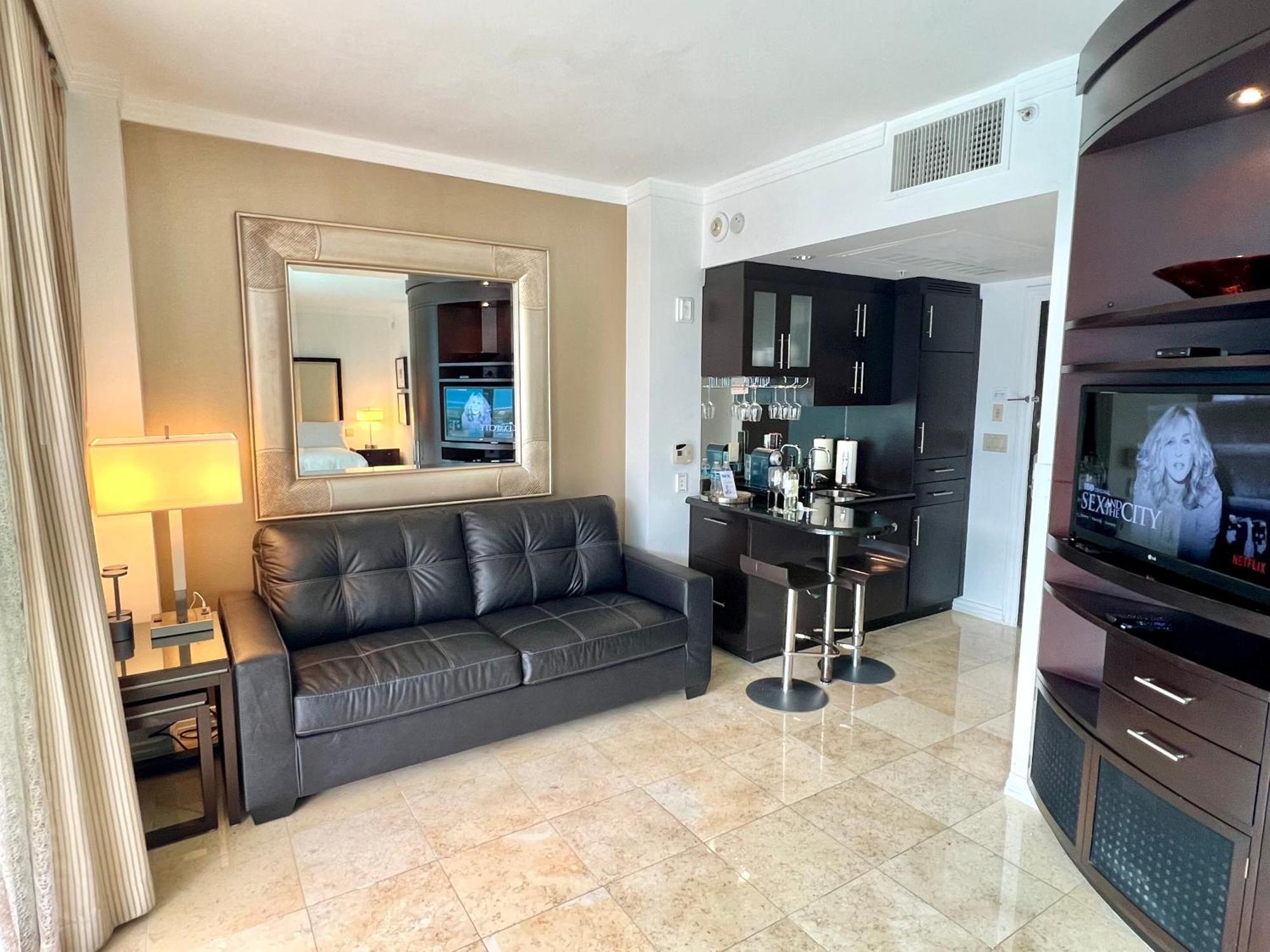 מיאמי ביץ' Boutique Suites 3 Min Walk To Beach מראה חיצוני תמונה