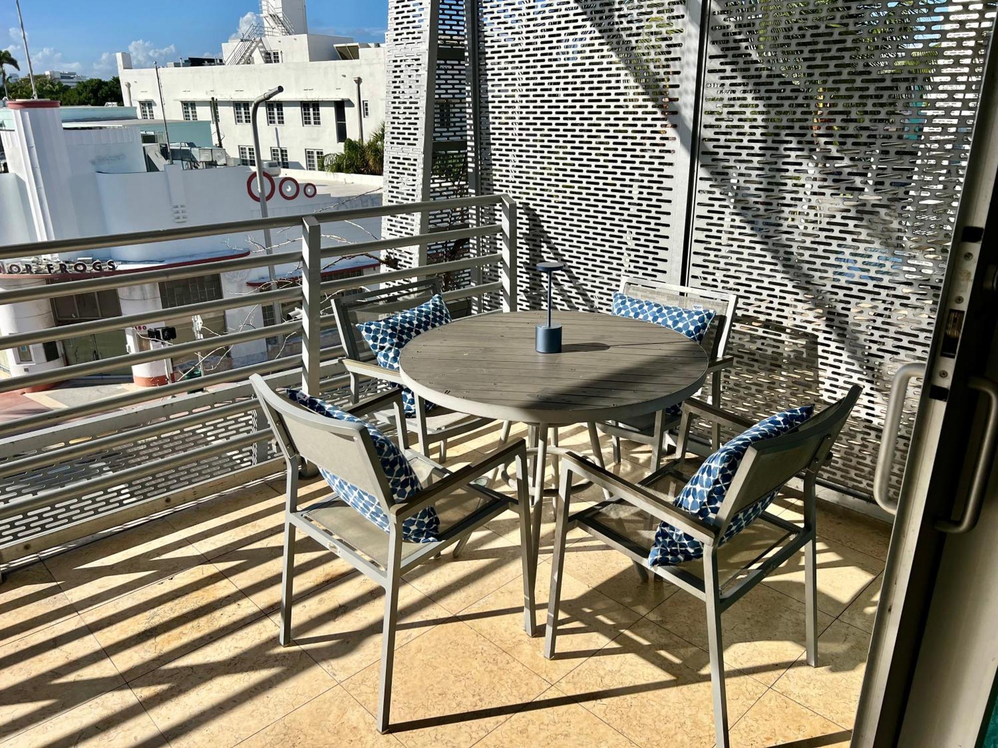 מיאמי ביץ' Boutique Suites 3 Min Walk To Beach מראה חיצוני תמונה